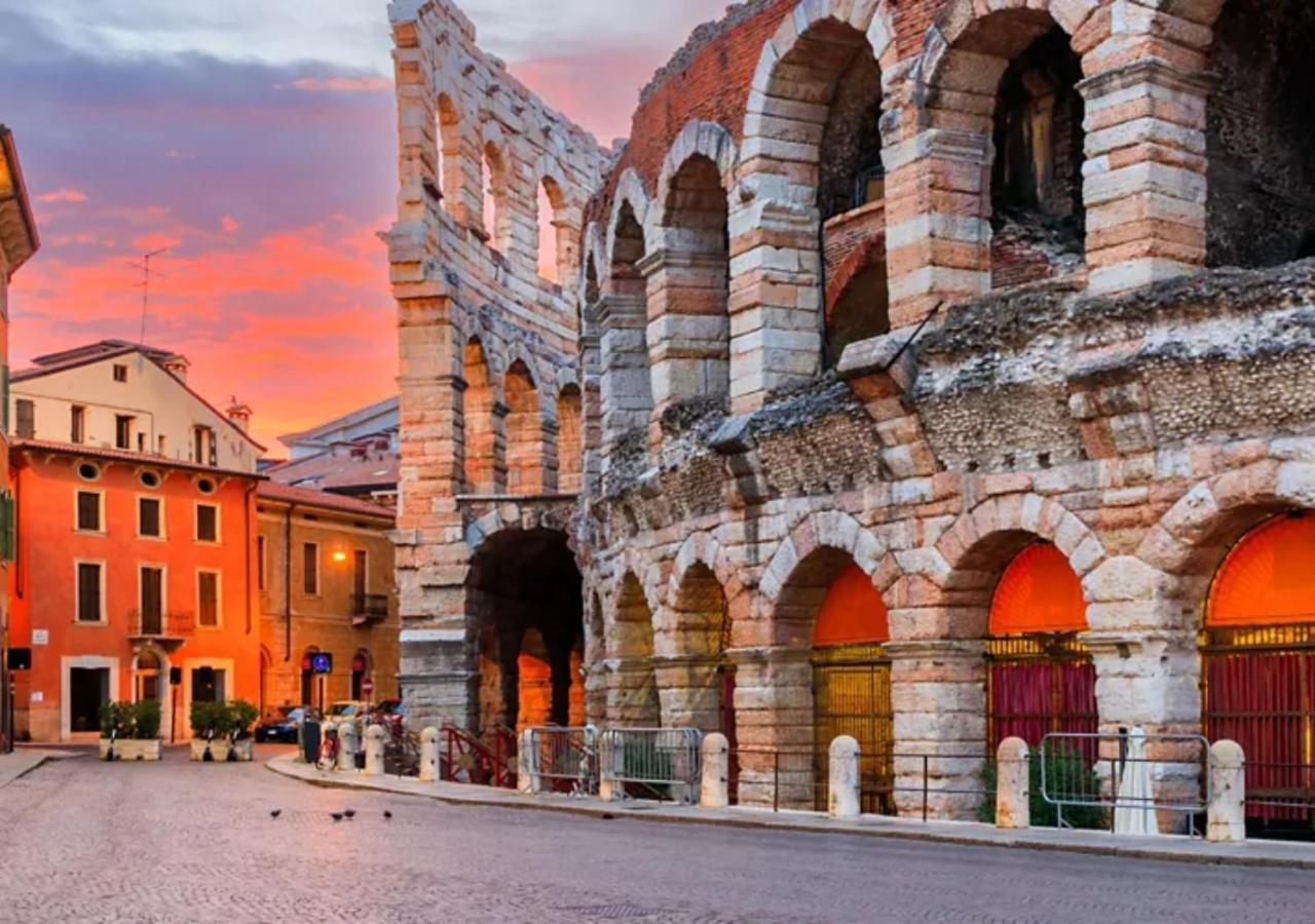 -Near Arena & Giuletta- Pet Friendly Mazzini Palace Verona Exterior foto